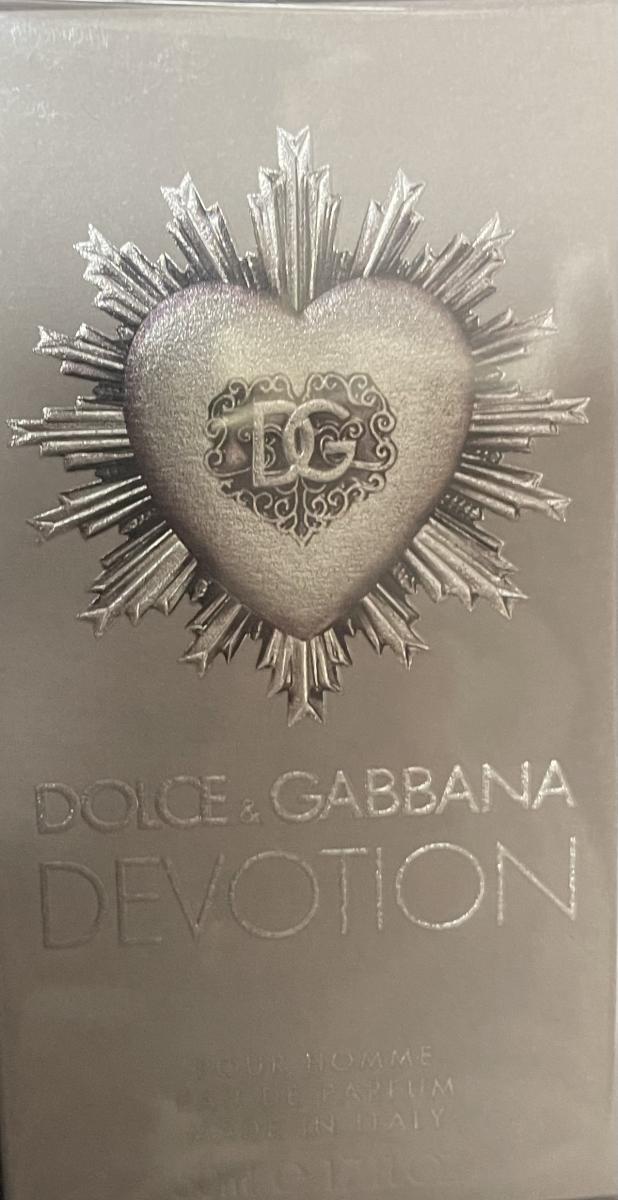 Парфюми Dolce&Gabbana Devotion Pour Homme за мъже Парфюми Dolce&Gabbana Devotion Pour Homme за мъже